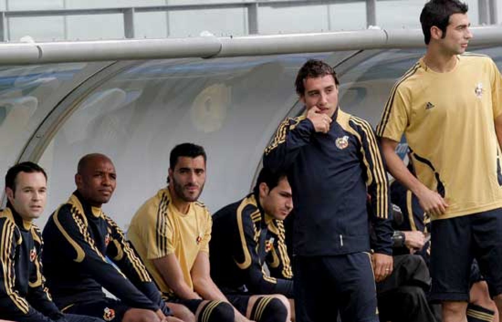 Rumanía, Francia o Italia, uno de estos tres equipos del Grupo C será el rival de España en cuartos de la Eurocopa. Los italianos confían en vencer y en que Holanda derrote a los rumanos.