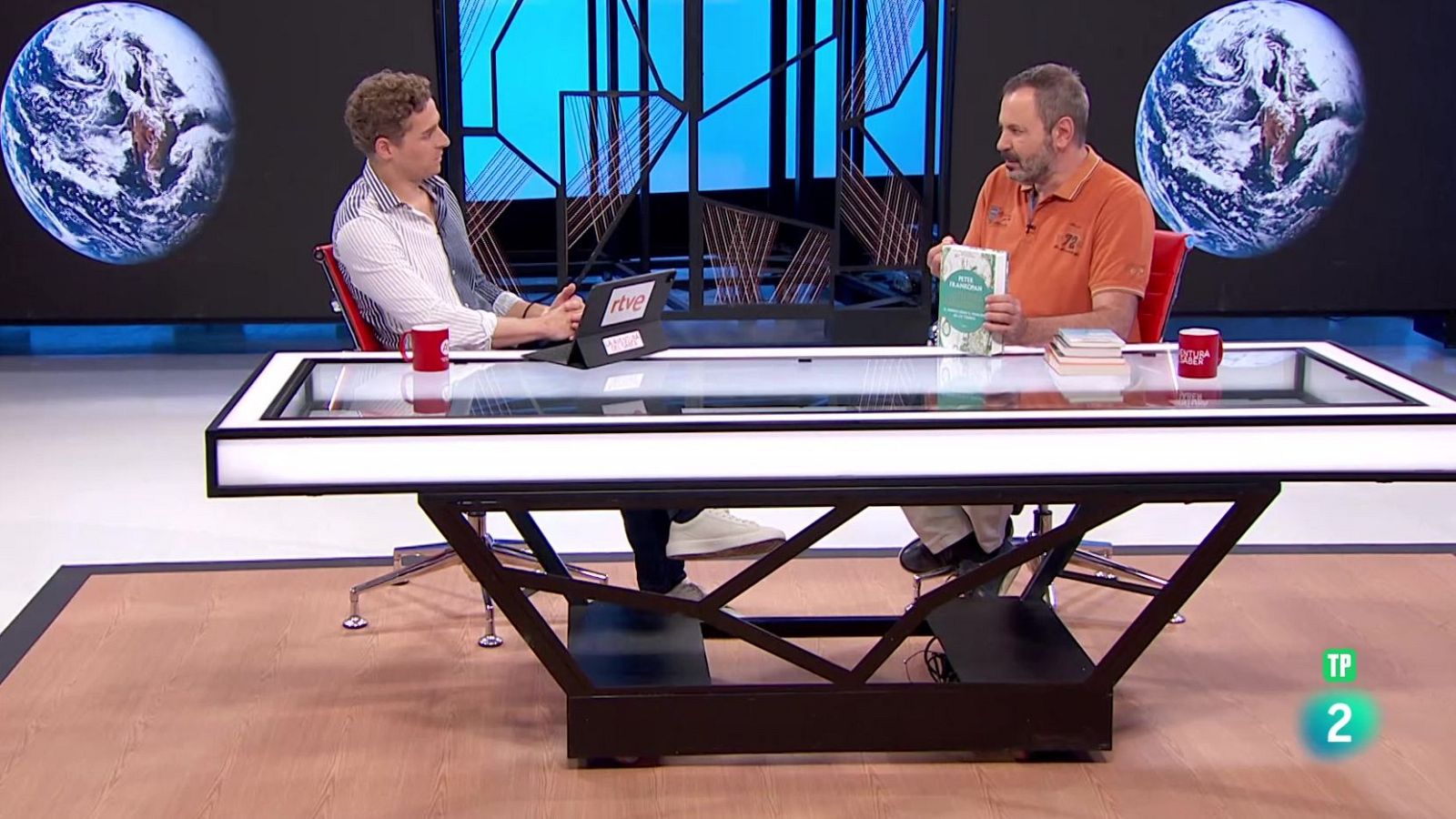 José Miguel Viñas. Libros científicos para el verano | Ver