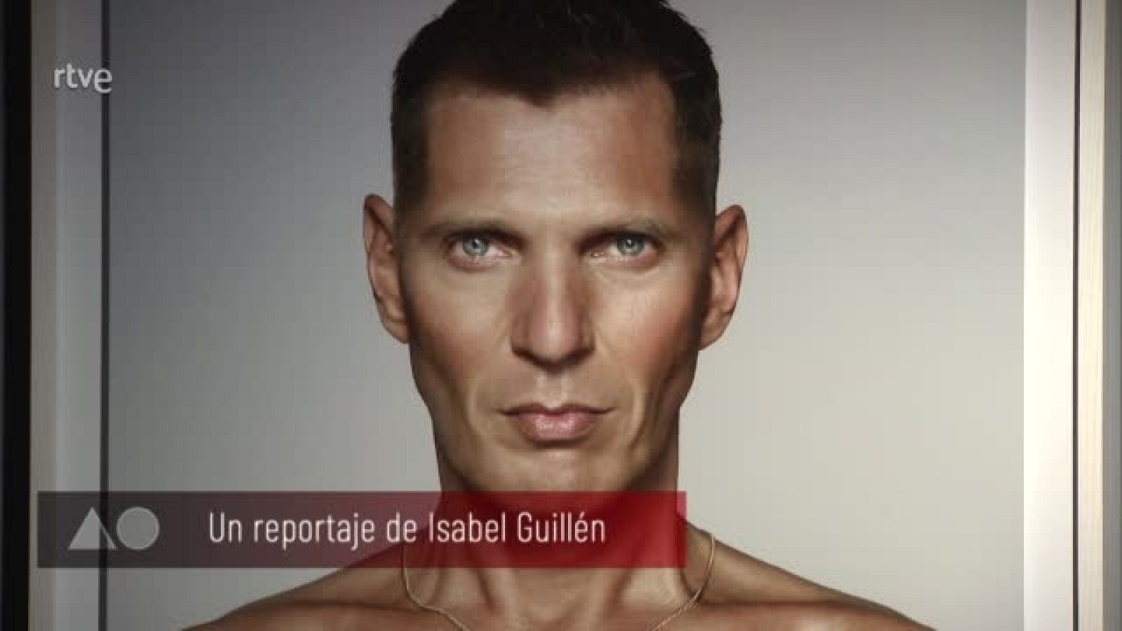 PhotoEspaña Erwin Olaf - Atención obras | Ver