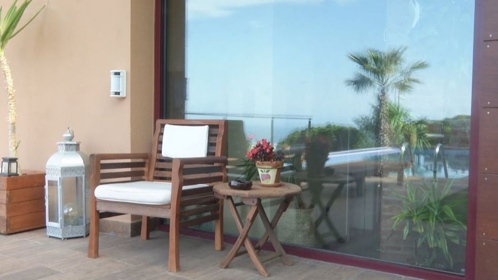 Creix l'interès per llogar terrasses - L'Informatiu | Veure