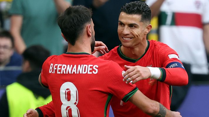 Eurocopa - Cristiano Ronaldo regala el 0-3 a Bruno Fernandes tras un gran desmarque