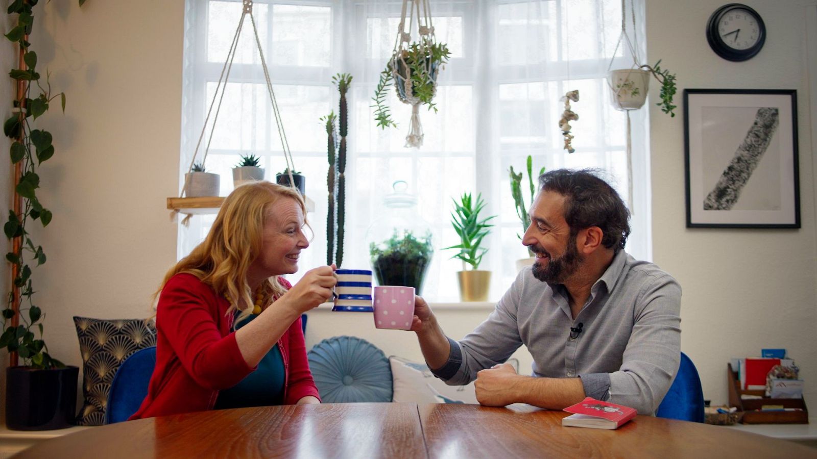 El cazador de cerebros - Nuevos amores - ver ahora