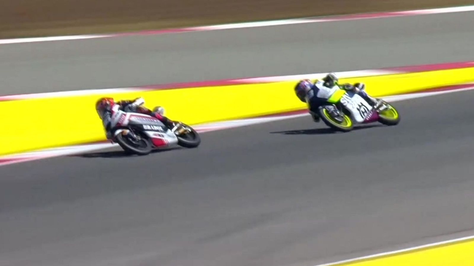 Motociclismo - Campeonato del Mundo JuniorGP. Circuito de Algarve 1ª carrera - ver ahora