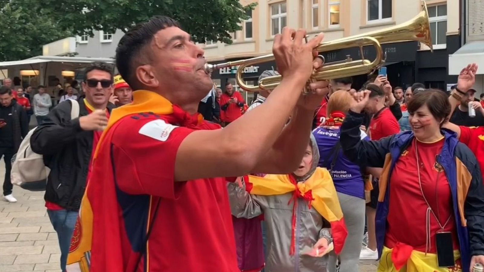 Sete Fernández, el trompetero de España en la Eurocopa 2024 - Fútbol | Ver