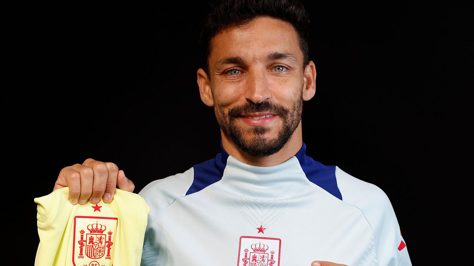 Jesús Navas, a un paso de hacer récord con España | Ver