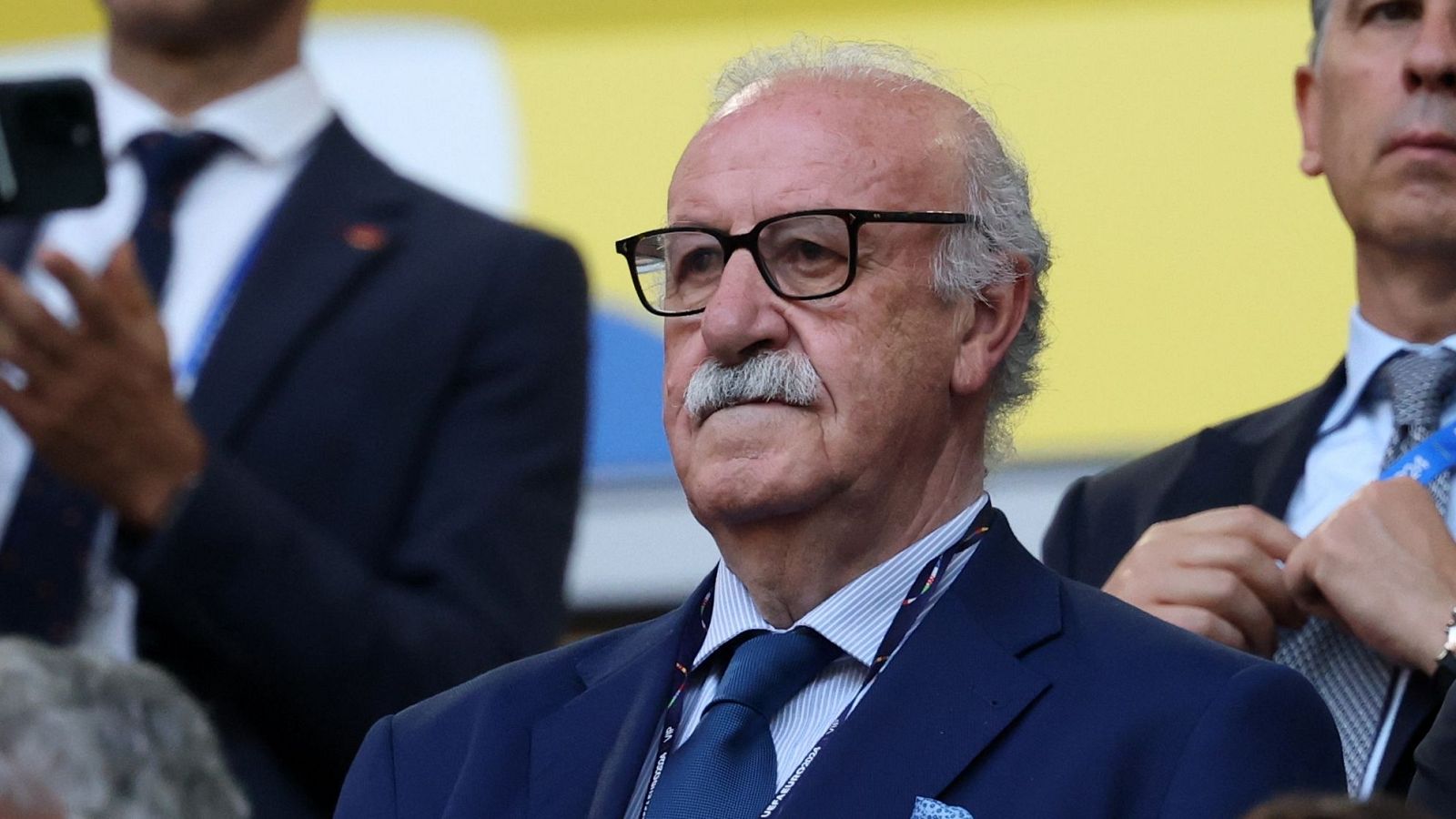 Del Bosque se estrena como alto representante del fútbol español | Ver