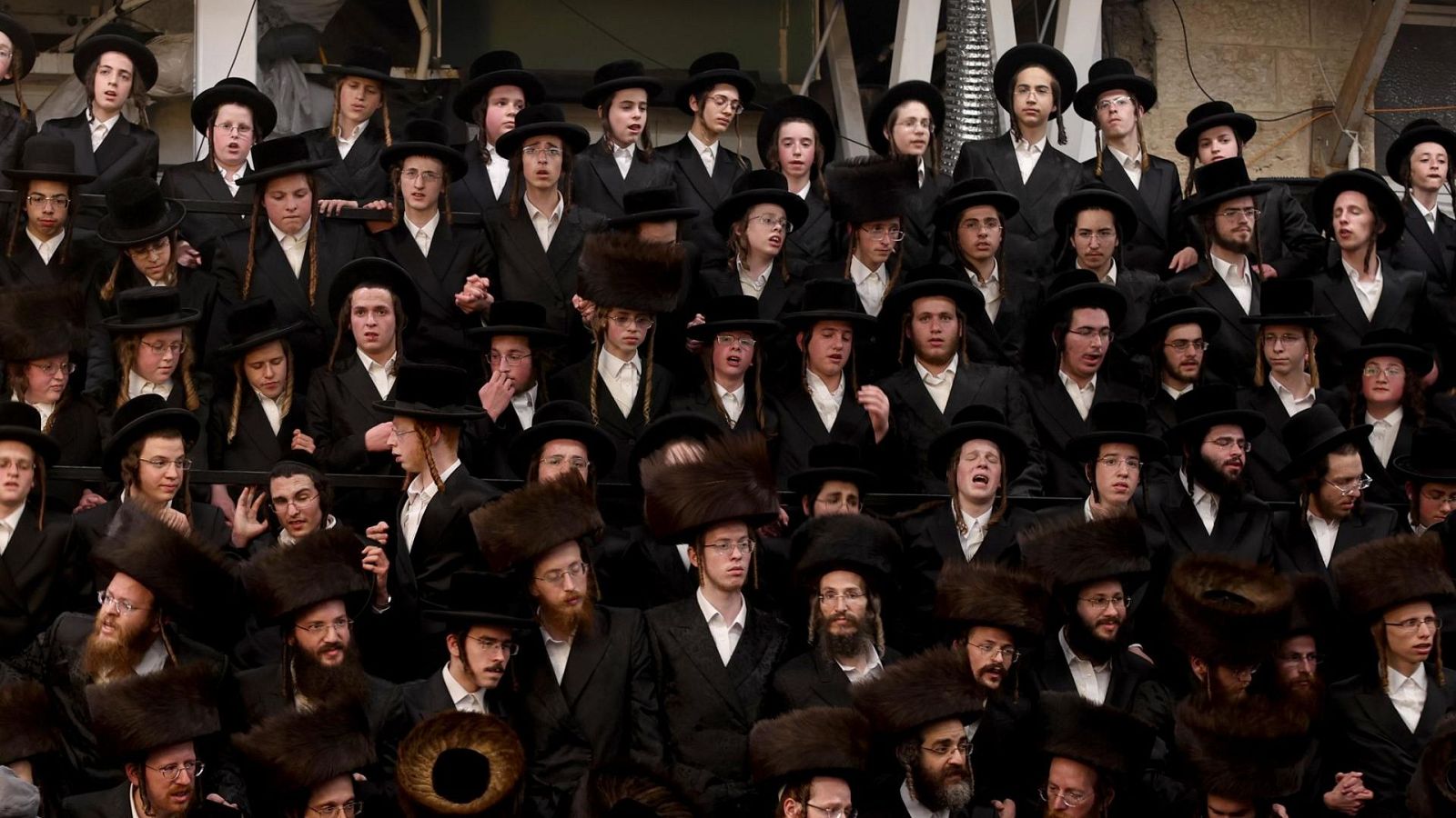 Israel pone fin a la exención militar de los ultraortodoxos - Telediario 1 | Ver