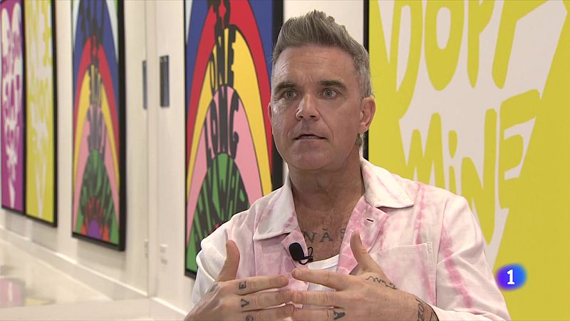 Robbie Williams exhibeix al Moco la seva faceta allunyada de la música - L'Informatiu | Veure