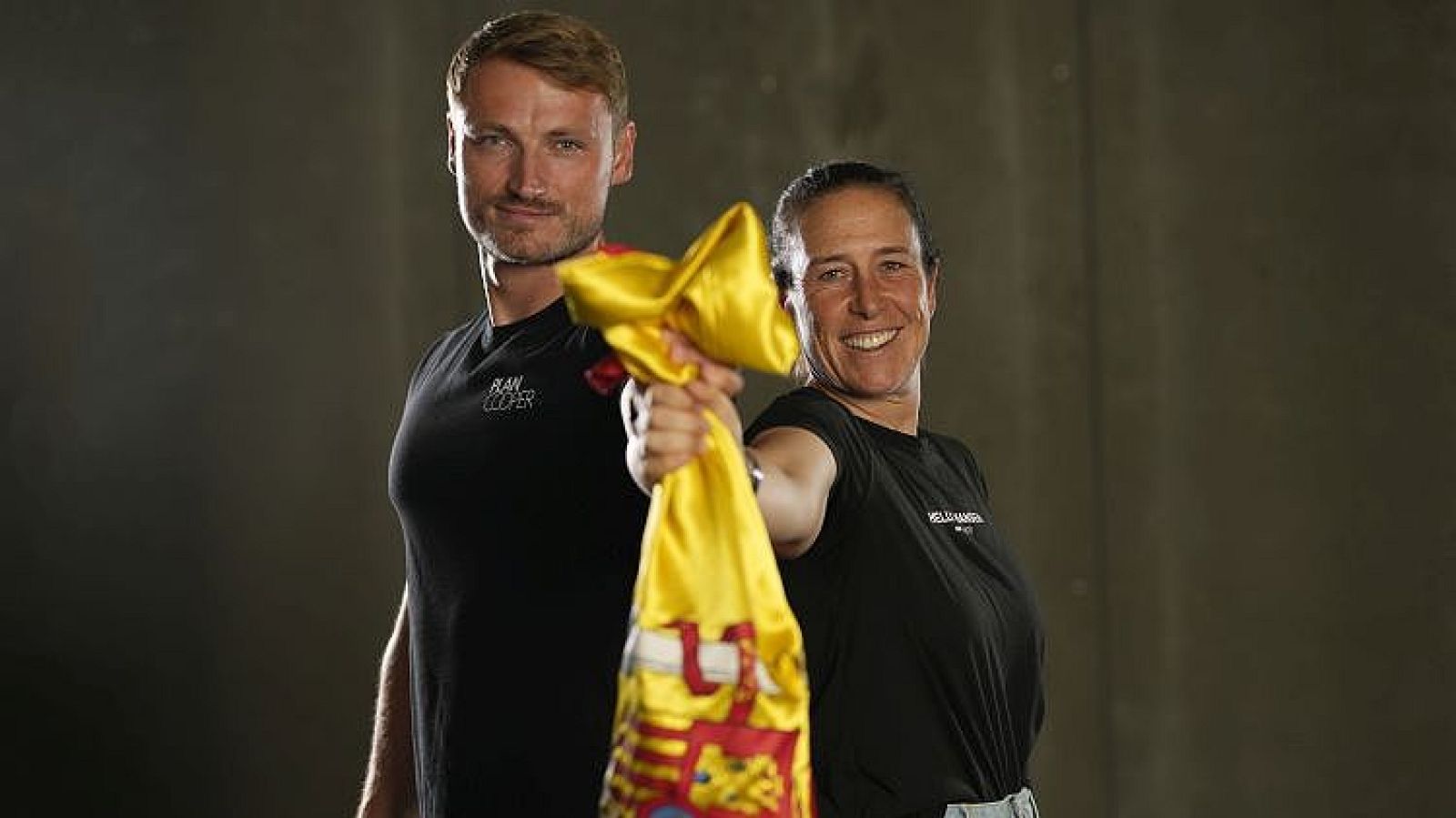 Marcus Cooper y Támara Echegoyen, orgullosos abanderados españoles - Diario 24 | Ver