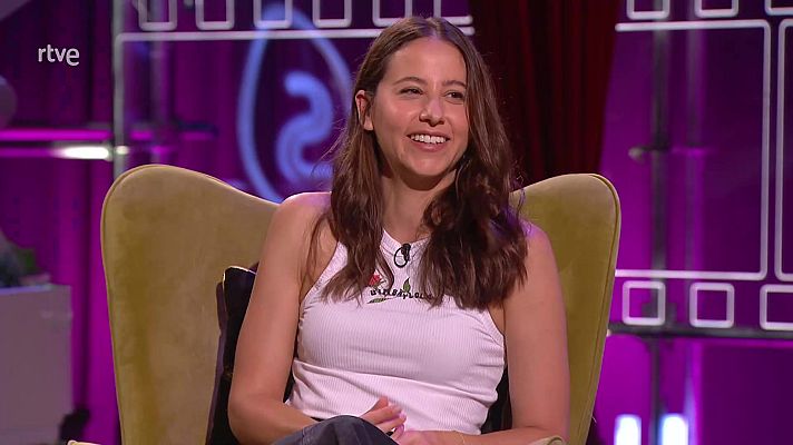 Culturas 2 - Entrevista a la actriz Irene Escolar, por 'Las Largas Sombras'