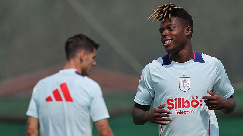 Álex Baena y Nico Williams esperan un partido duro ante Georgia | Ver