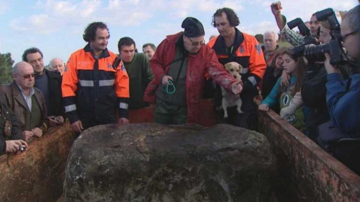 Telediario 1 - Esqueleto de dinosaurio en Asturias