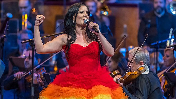 Lo que soy - Diana Navarro canta "Se dice"