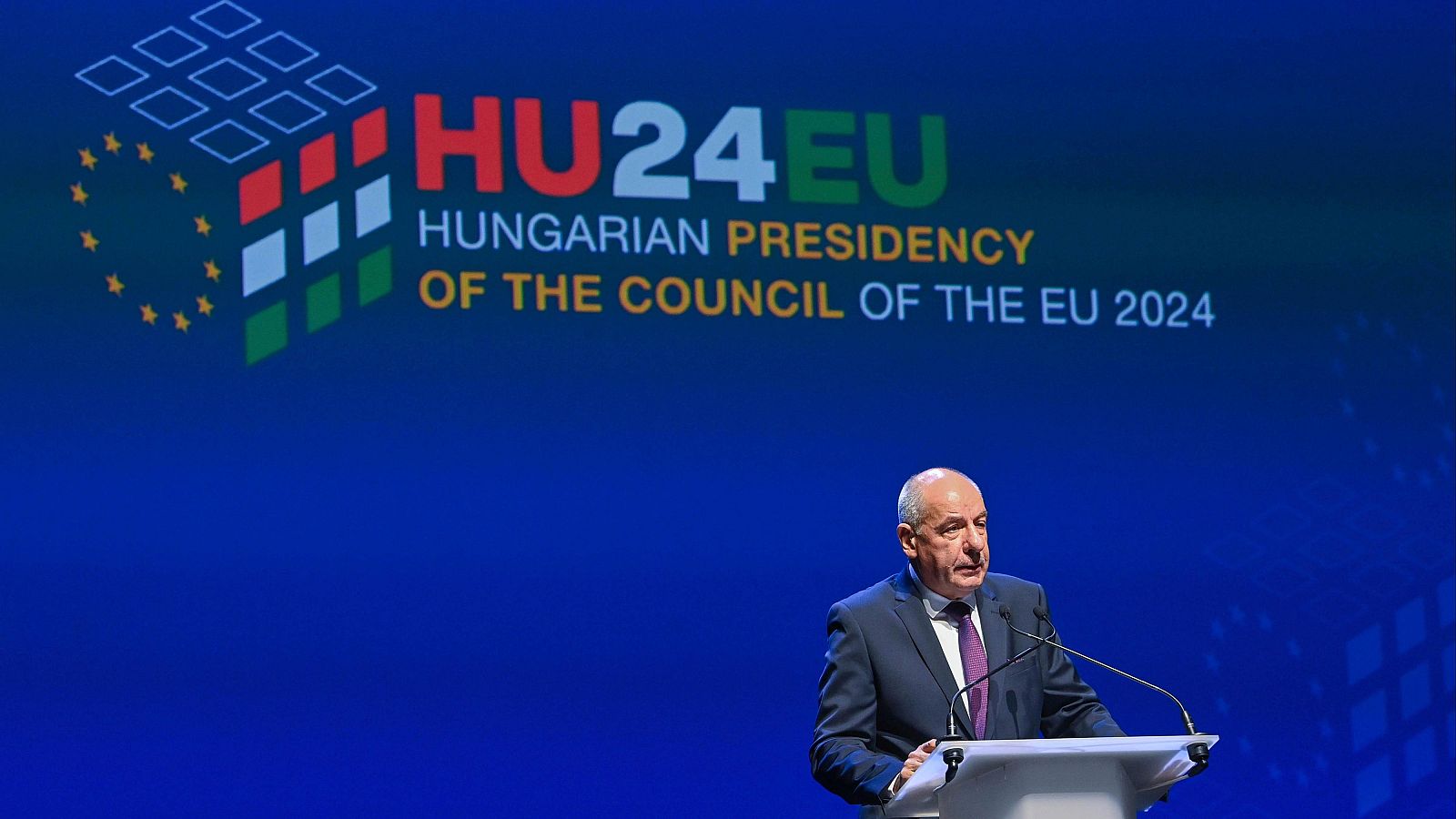 Hunría asume la presidencia del Consejo de la UE | Ver