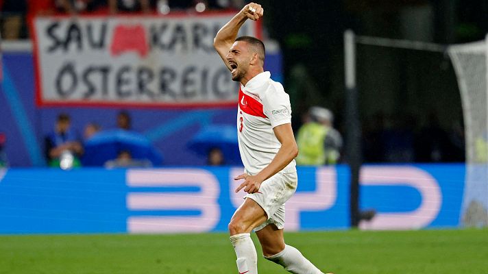 Eurocopa - Doblete de Demiral para poner la directa a los cuartos de final frente a Austria