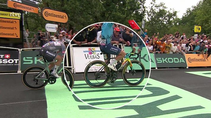 Tour de Francia - Mark Cavendish gana con salida de cadena incluida al cruzar la línea de meta