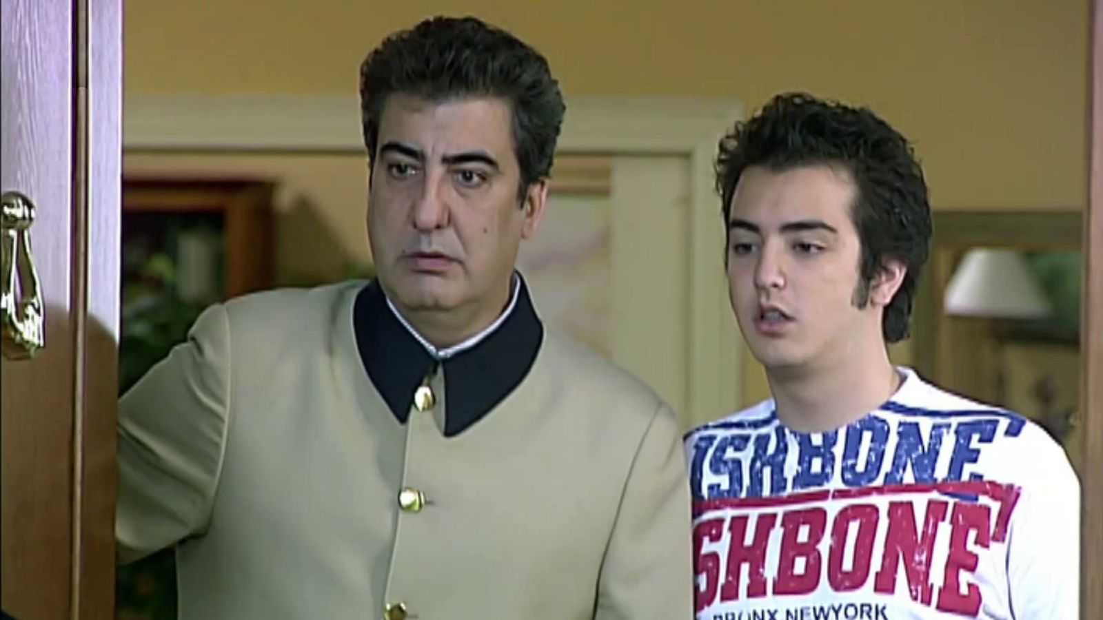 Ana y los siete - Temporada 5 - Episodio 9: Maniobras - Ver ahora