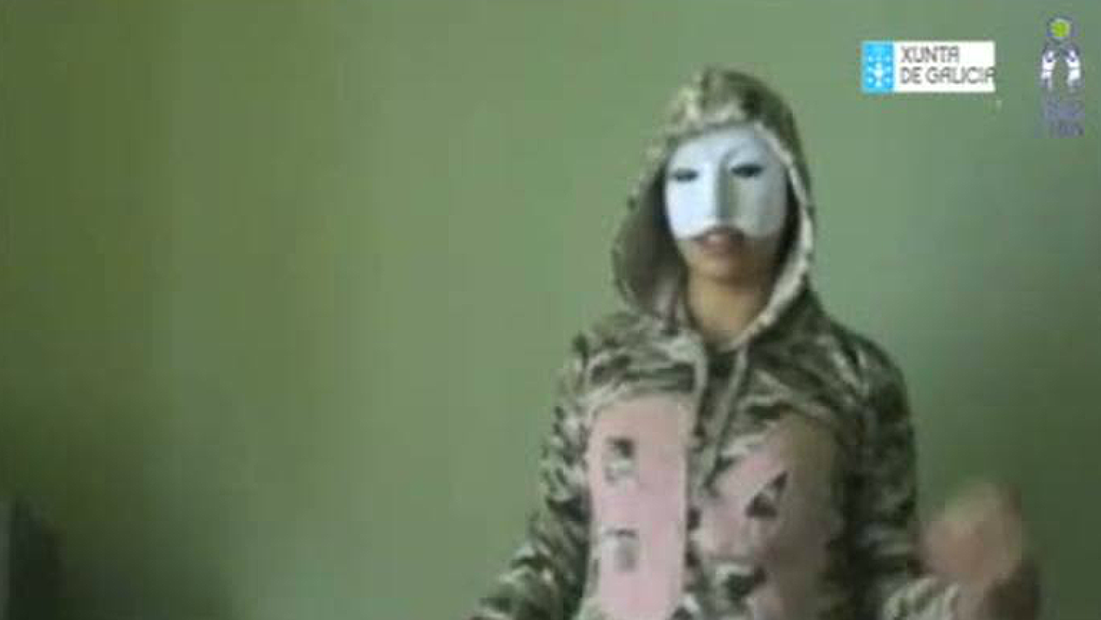 Los chicos internos en el centro de la Fundación O'Belén, en Montefiz, Galicia, han compuesto este rap en el que defienden los derechos de la infancia.