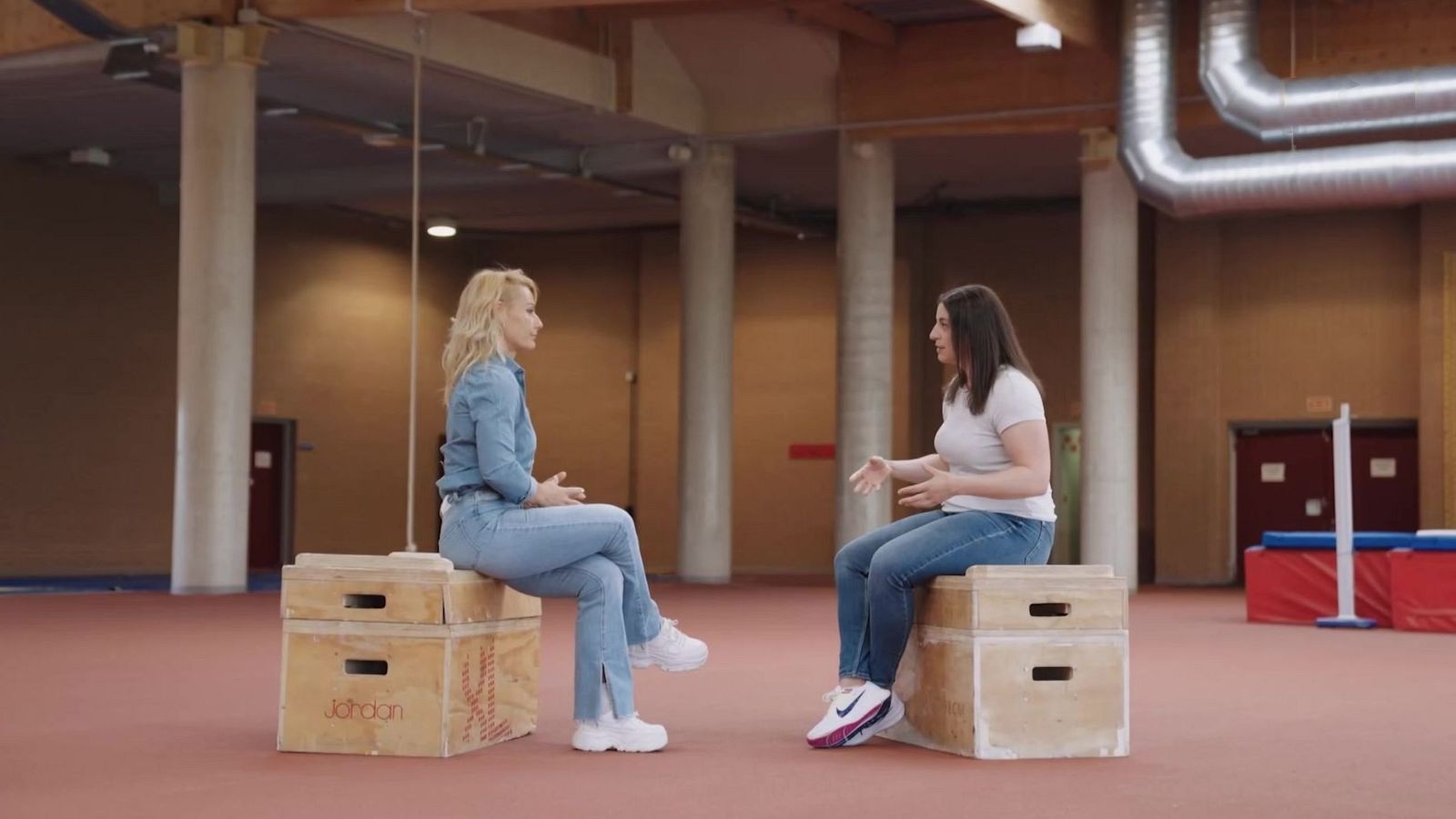 París, una historia de amor - Lydia Valentín y Belén Toimil "Romper estereotipos" - ver ahora