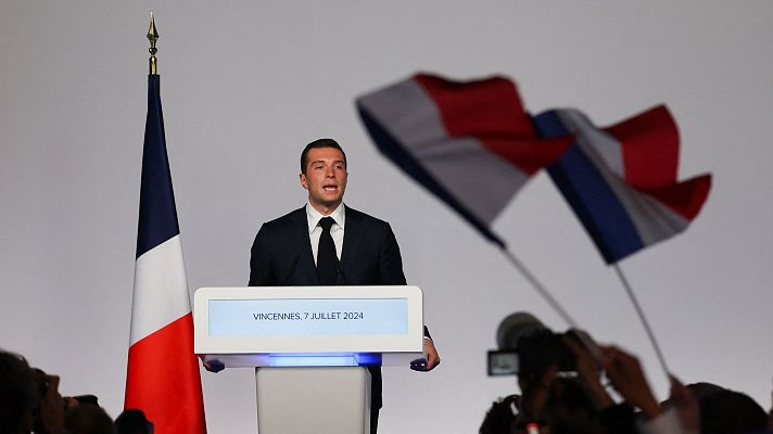 Bardella acusa a Macron de "llevar al pas a la incertidumbre" al dejar a Francia "en manos de la extrema izquierda"