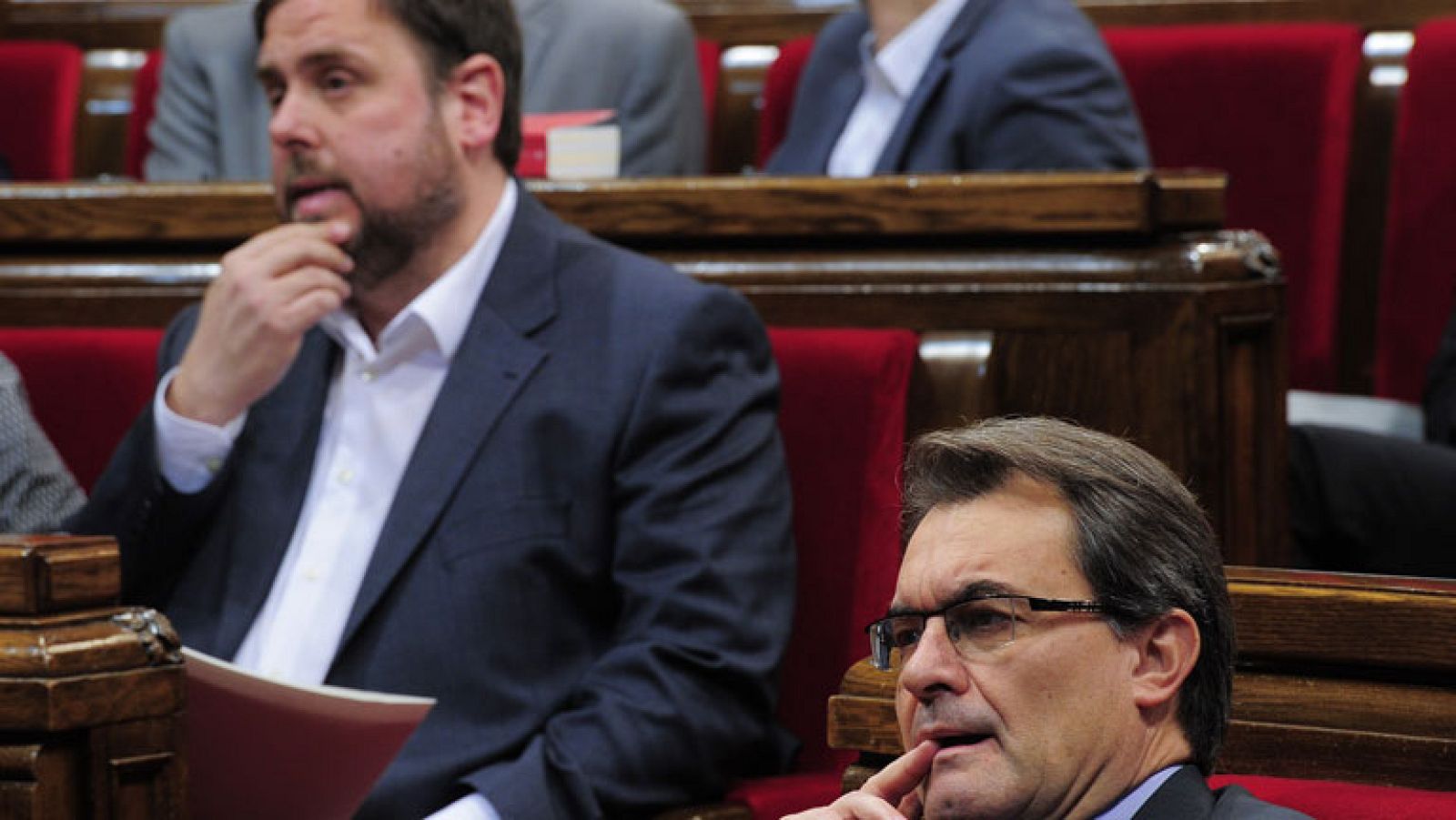 CiU y ERC fijan la consulta en 2014 tras alcanzar un acuerdo de gobernabilidad - Informativo 24h | Ver