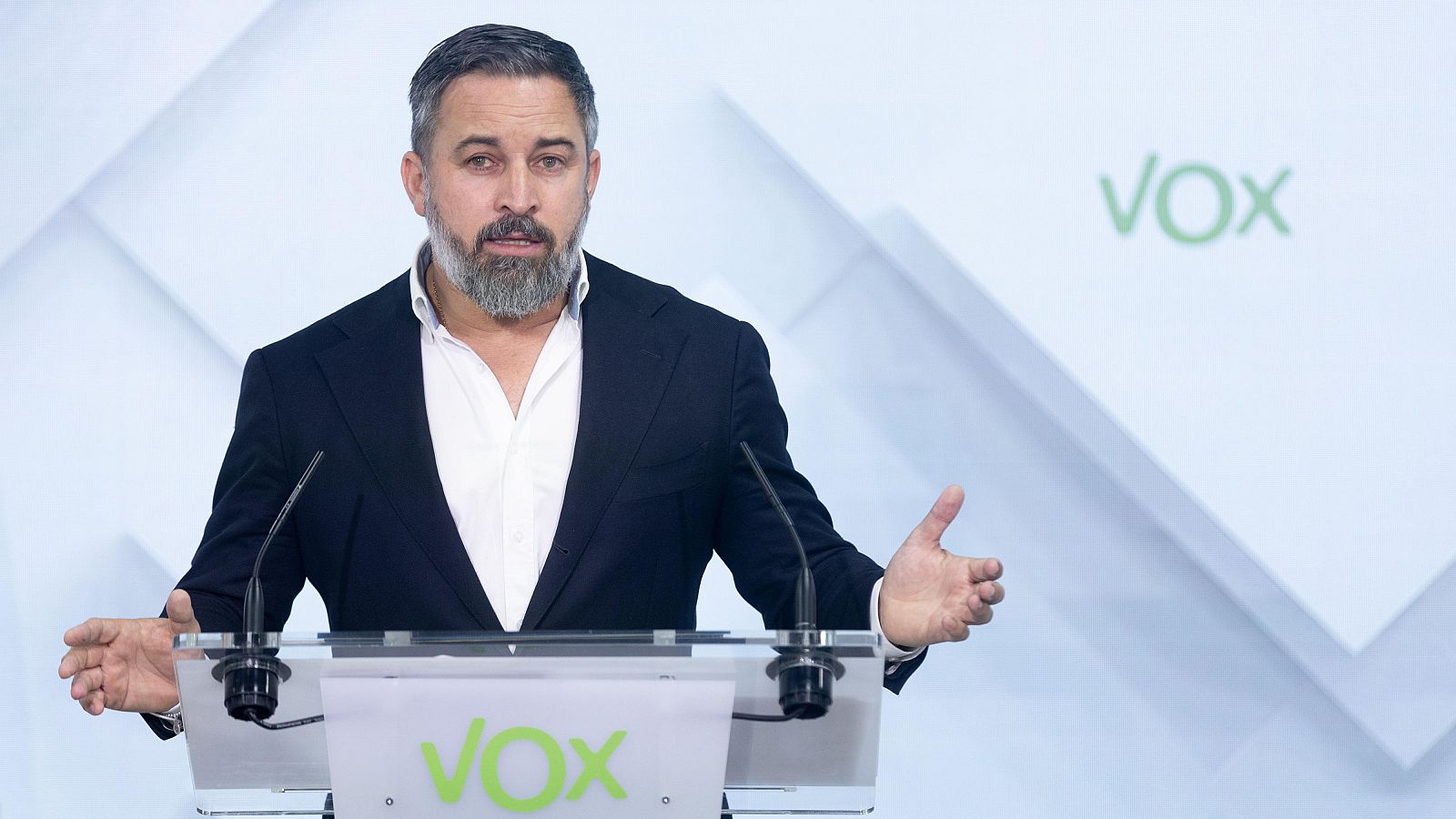 Abascal asegura que Feijóo ha decidido "romper" los gobiernos regionales - Informativo 24h | Ver