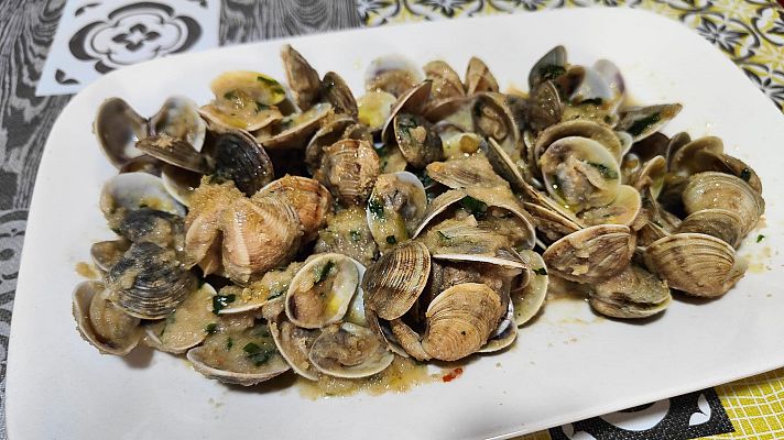 Mañaneros 360 - Receta de almejas asadas