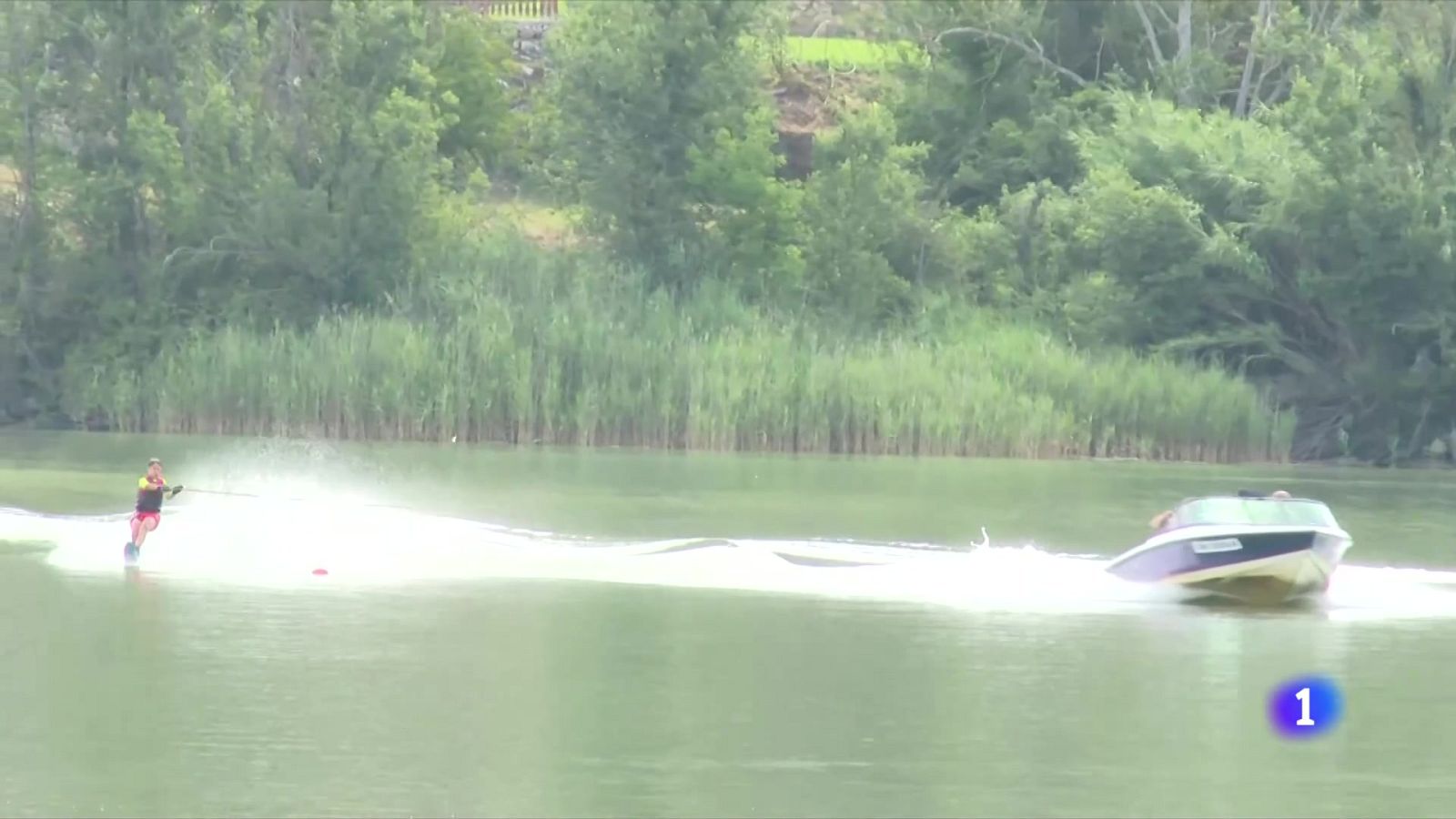 El Pirineu i Barcelona superen el 80% d'ocupació - L'Informatiu | Veure