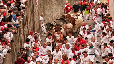 Dentaduras, carteras o una pierna ortopédica: algunos de los objetos perdidos durante los Sanfermines
