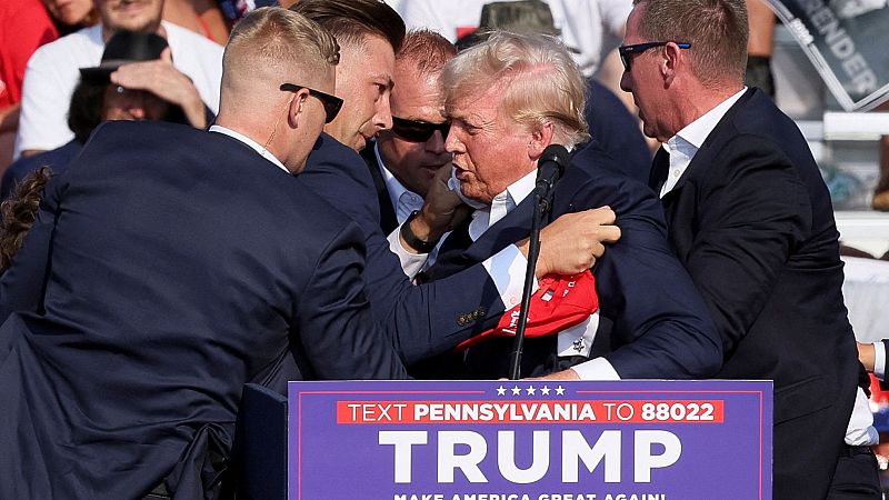 Trump es evacuado tras un tiroteo en un mitin en Pensilvania - Informativo 24h | Ver
