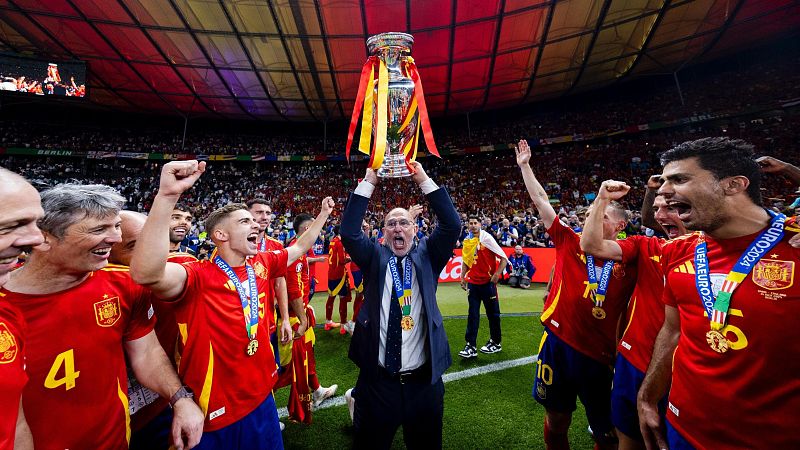 Alegra, en la Eurocopa: "En el palco, salt hasta el apuntador" - La hora de La 1 | Ver