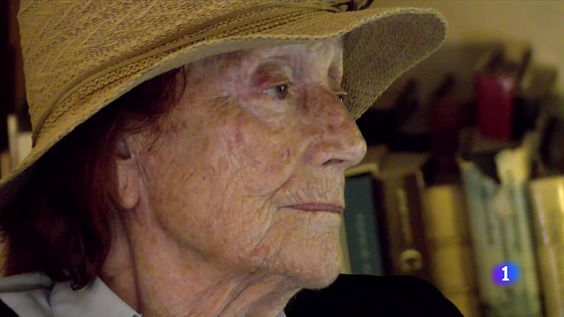Mor als 90 anys l'escriptora Rosa Regàs - L'Informatiu | Veure