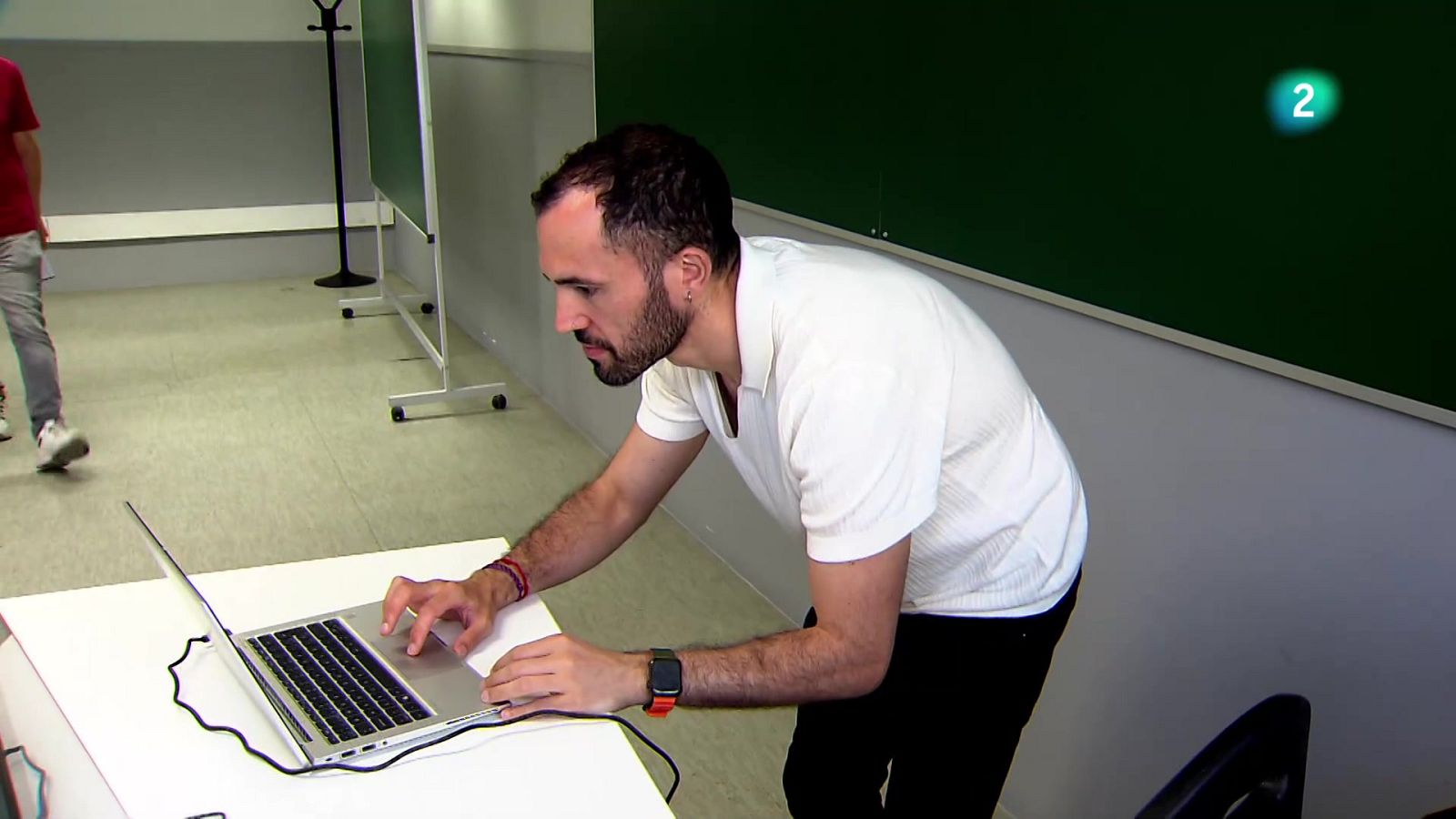 Iván Vazquez, doctorado Cum Laude - En lengua de signos | Ver