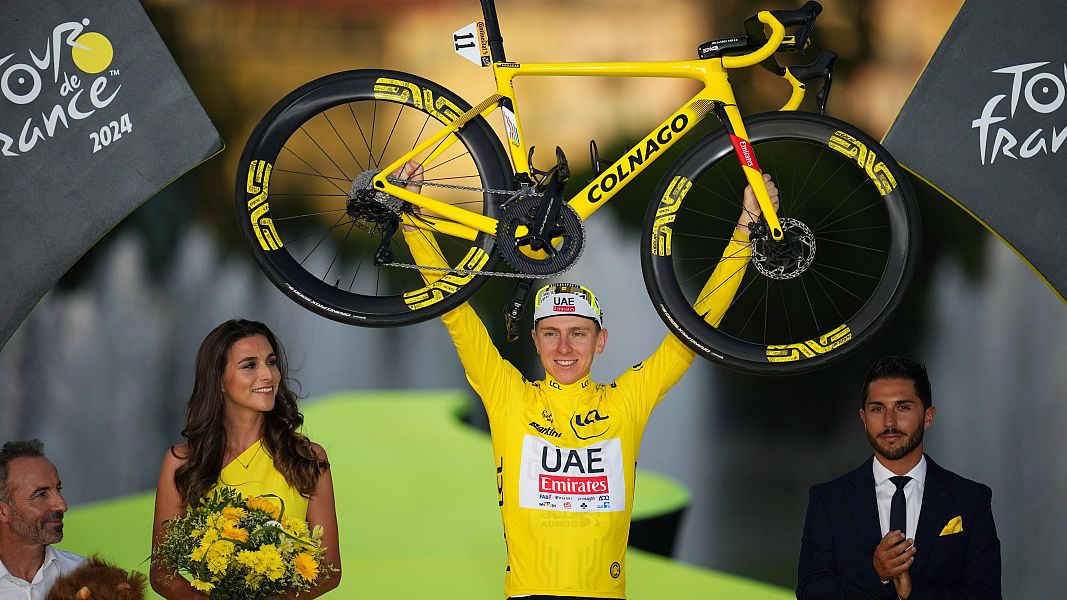 Tadej Pogacar sale del Tour de Francia 2024 con nmeros de un ciclista para marcar una nueva era