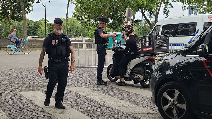  - París está blindado de policías por los Juegos Olímpicos