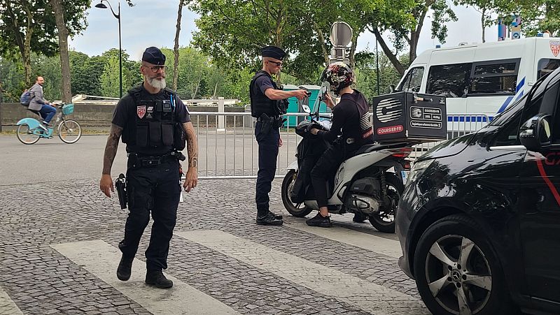 París está blindado de policías por los Juegos Olímpicos | Ver