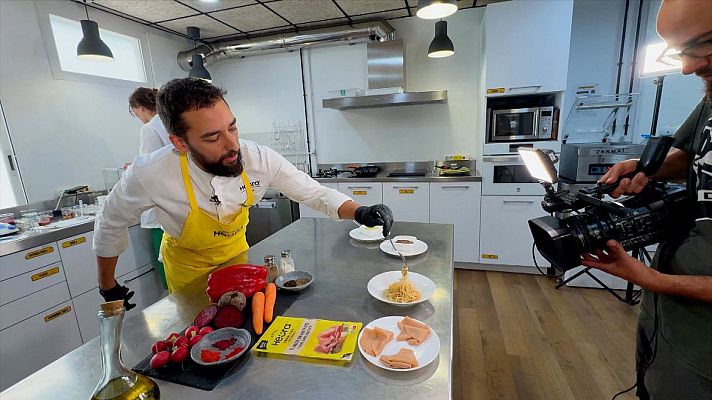 Zoom net - Heura Foods, Cámaras instantáneas, Xcalibur, Mixer & Pack, y fotografía de moda