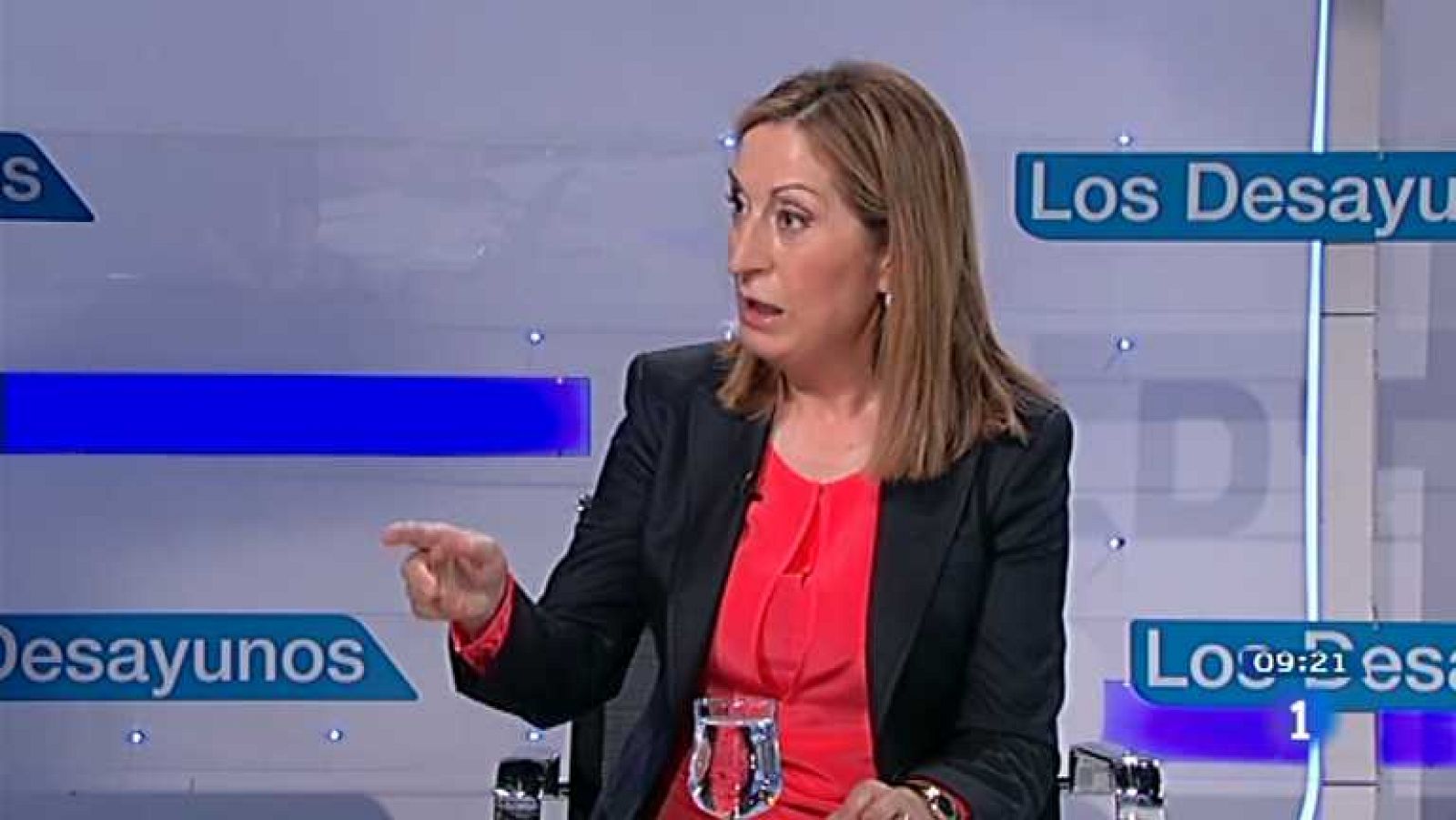 Los desayunos de TVE - Ana Pastor, ministra de Fomento - ver ahora