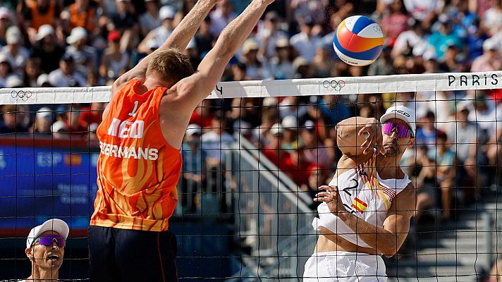 Vóley playa JJOO París 2024 - Boermans/de Groot (NED) vs. Herrera/Gavira (ESP)