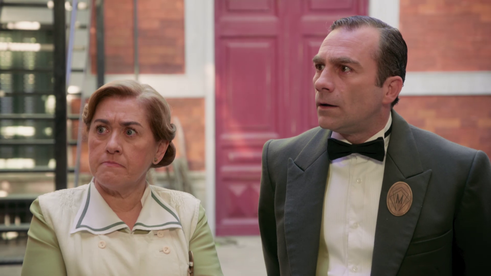 Trini y Miguel anuncian que la boda se cancela - Salón de té La Moderna | Ver