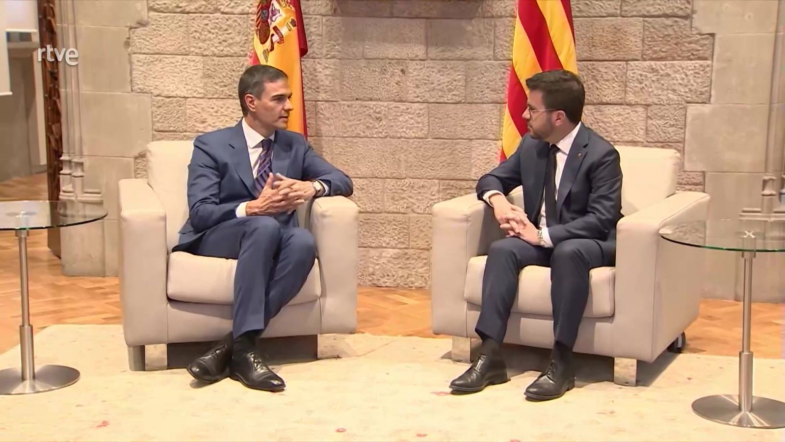 Reunión Sánchez-Aragonés | Ver