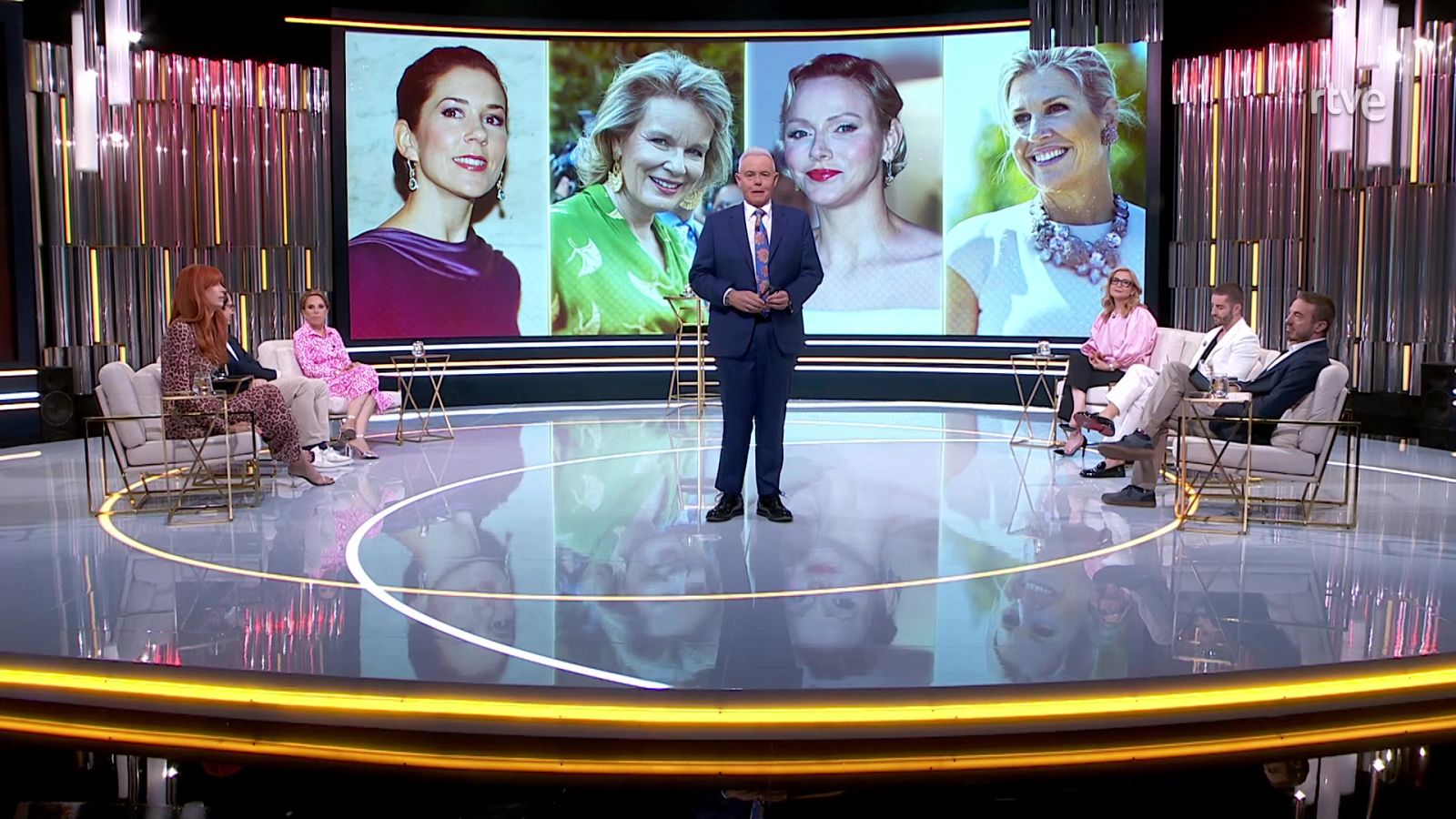 Lazos de sangre - El debate: Nuevas reinas - ver ahora