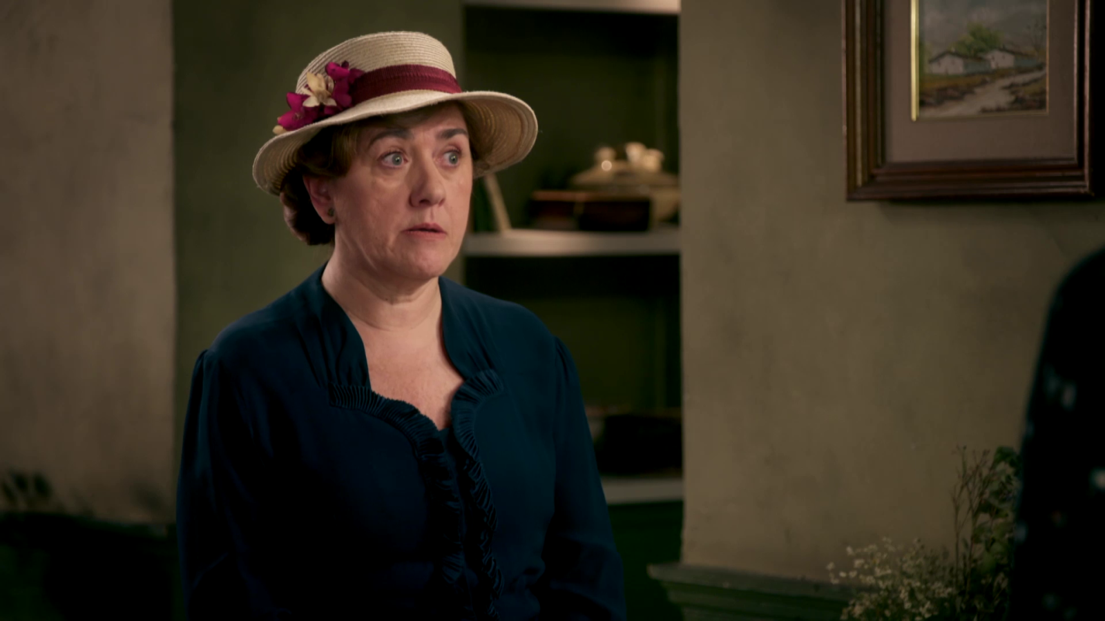 Esperanza cuenta la historia de su antiguo amor - Salón de té La Moderna | Ver