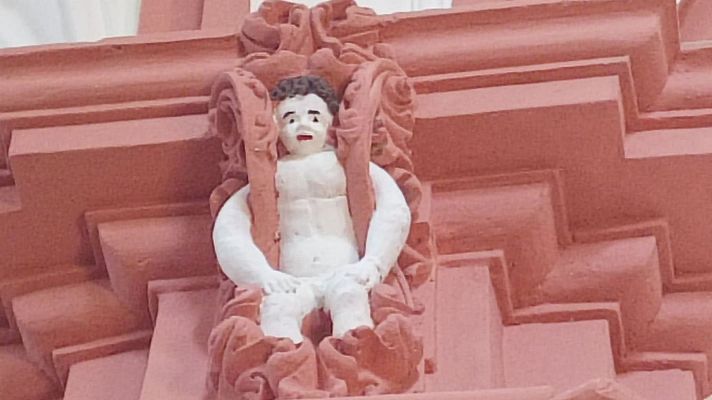 Telediario 1 - El obispado y el Ayuntamiento de Soria buscan una solución para los ángeles repintados de la Ermita del Mirón