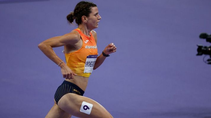 Atletismo JJOO París 2024 - Irene Sánchez-Escribano pletórica tras romper su marca personal en la final del 3000m en París 2024