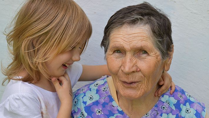Telediario 1 - Una sentencia da la razón a unos abuelos de Murcia que pelean por la custodia de su nieto, de 5 años
