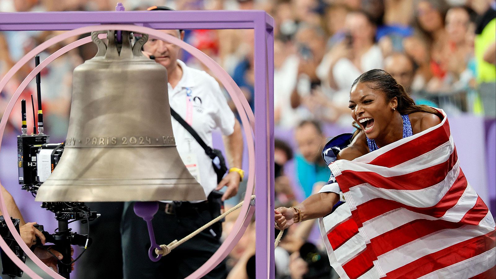 La campana olímpica se instalará en Notre Dame - Telediario 1 | Ver