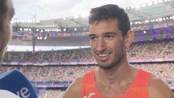 Atletismo JJOO París 2024 - Quique Llopis, tras meterse en la final de 110m vallas: "Estoy en una nube. Es un sueño"