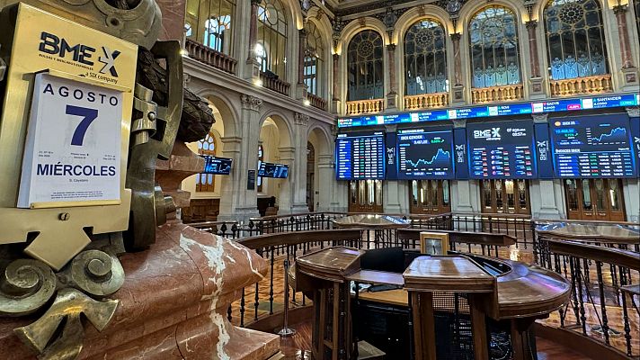 Telediario 2 - El IBEX 35 rompe la racha bajista y registra el mayor avance del año