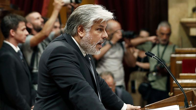Discurso de Albert Batet (Junts) en la investidura Illa - Informativo 24h | Ver